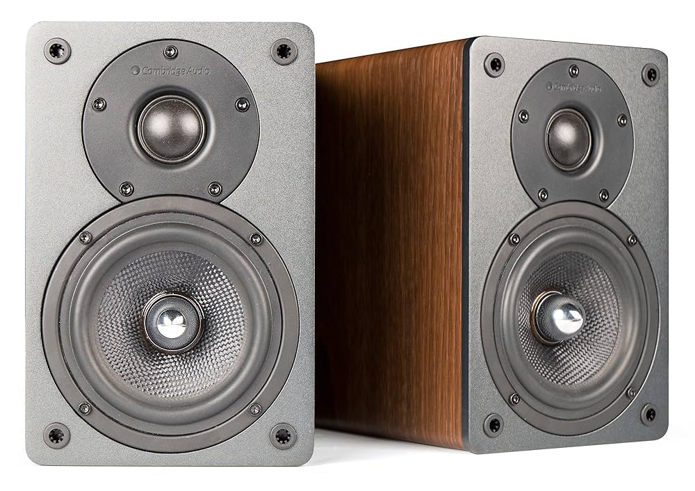 スピーカー・ウーファー Cambridge Audio S20 Cambridge Audio S20 (Dark Oak) Bookshelf speakers at Crutchfield